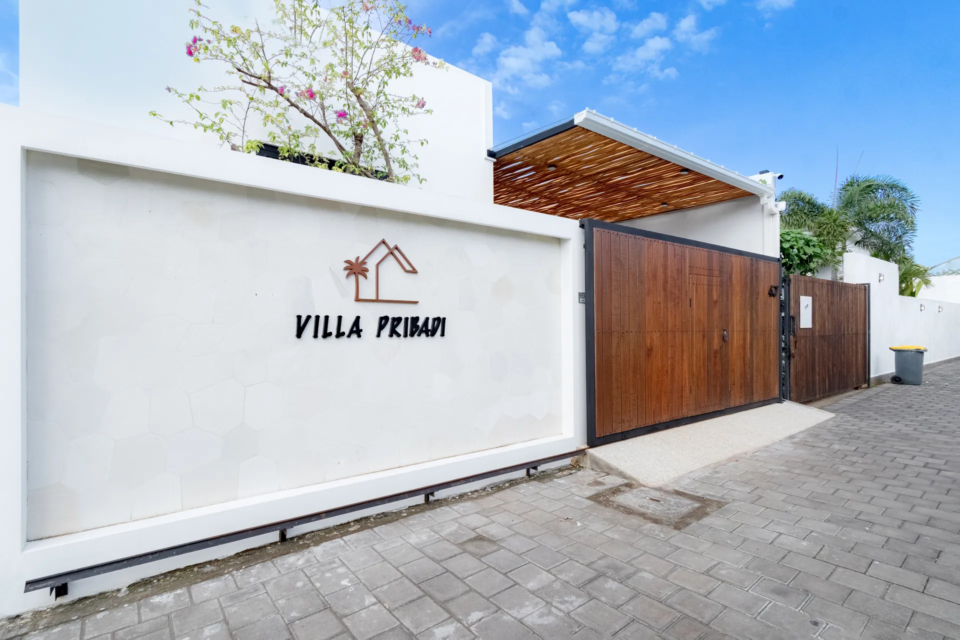 Villa Pribadi 28